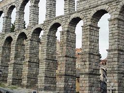 20061123105240-cm.03.12.acueducto-segovia.preview.jpg